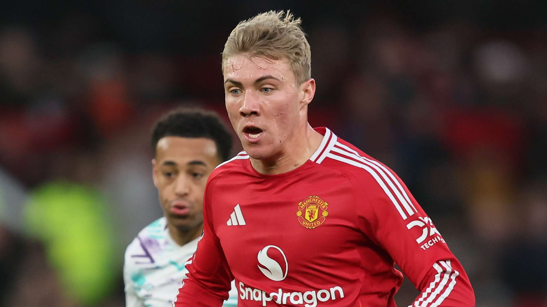 成功捧起冠 成功捧起冠